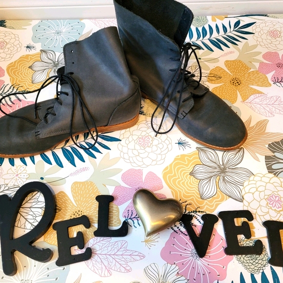 Olukai men's shoes - Picture 1 of 3